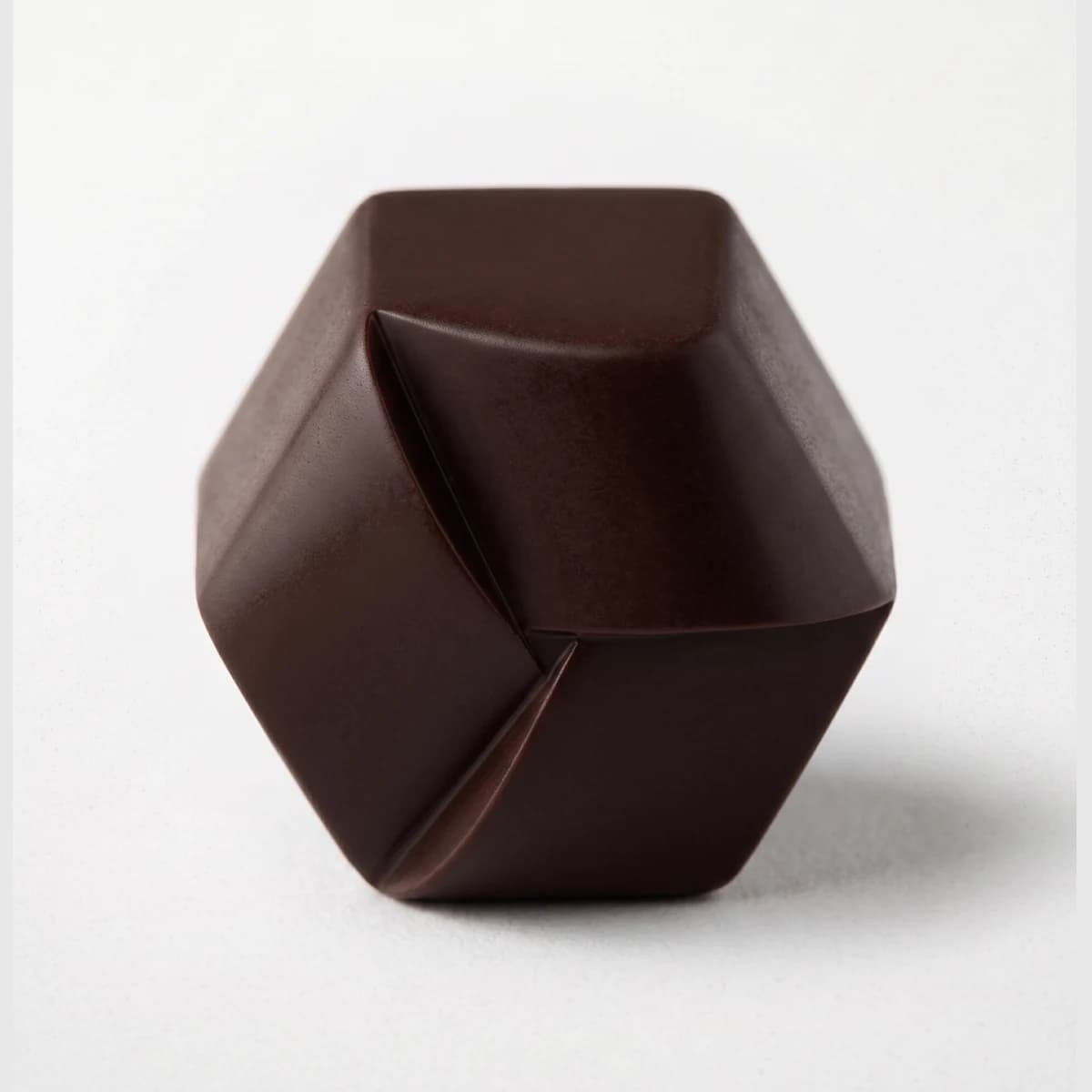 Bombón de Frutilla en chocolate amargo